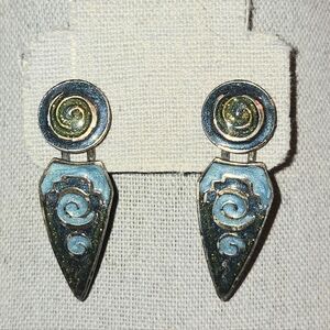 Newpro VTG Pewter & Blue Enamel Circle With Dangling Arrow Shapped Stud Earrings